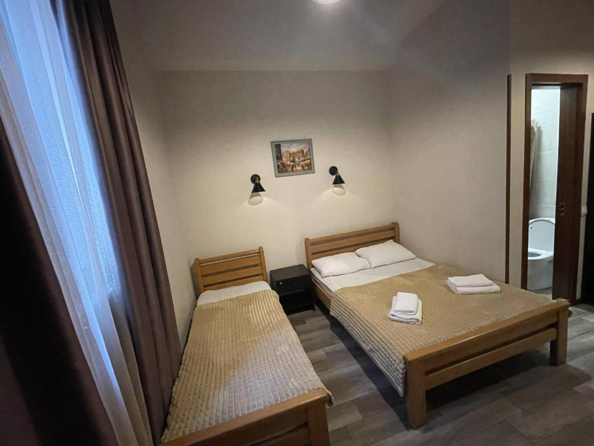 Guest House Lion Tiflis Exterior foto